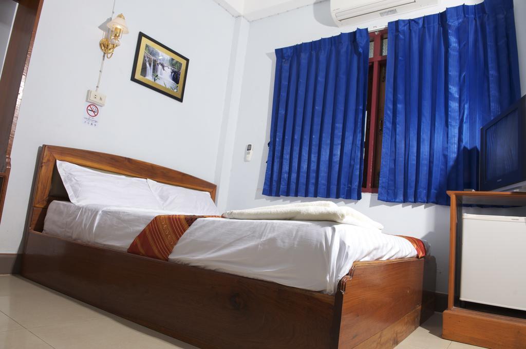 Lankham Hotel Pakse Chambre photo