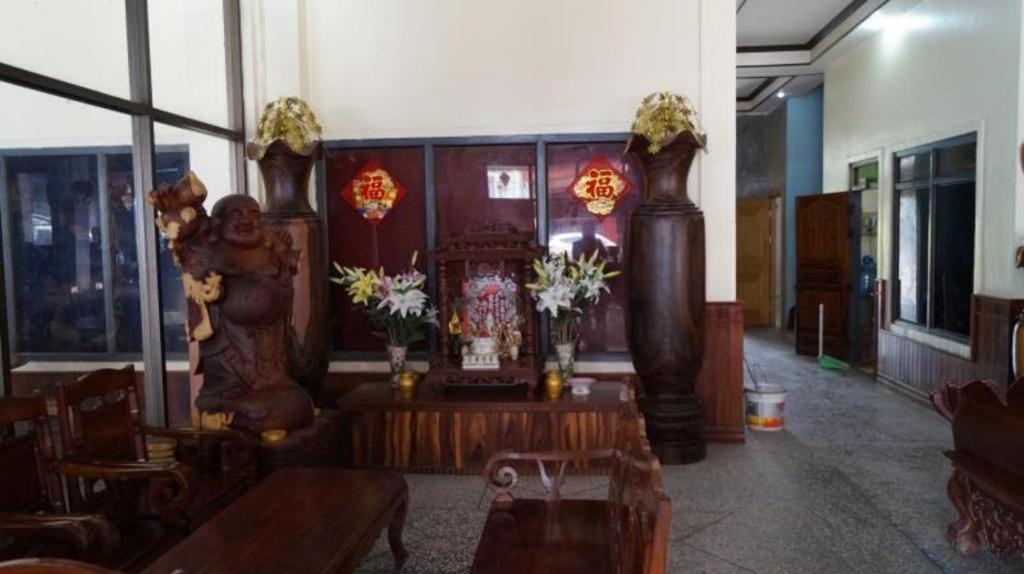 Lankham Hotel Pakse Extérieur photo