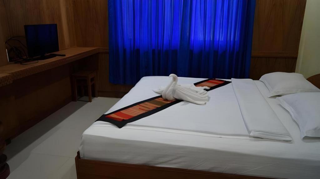Lankham Hotel Pakse Extérieur photo
